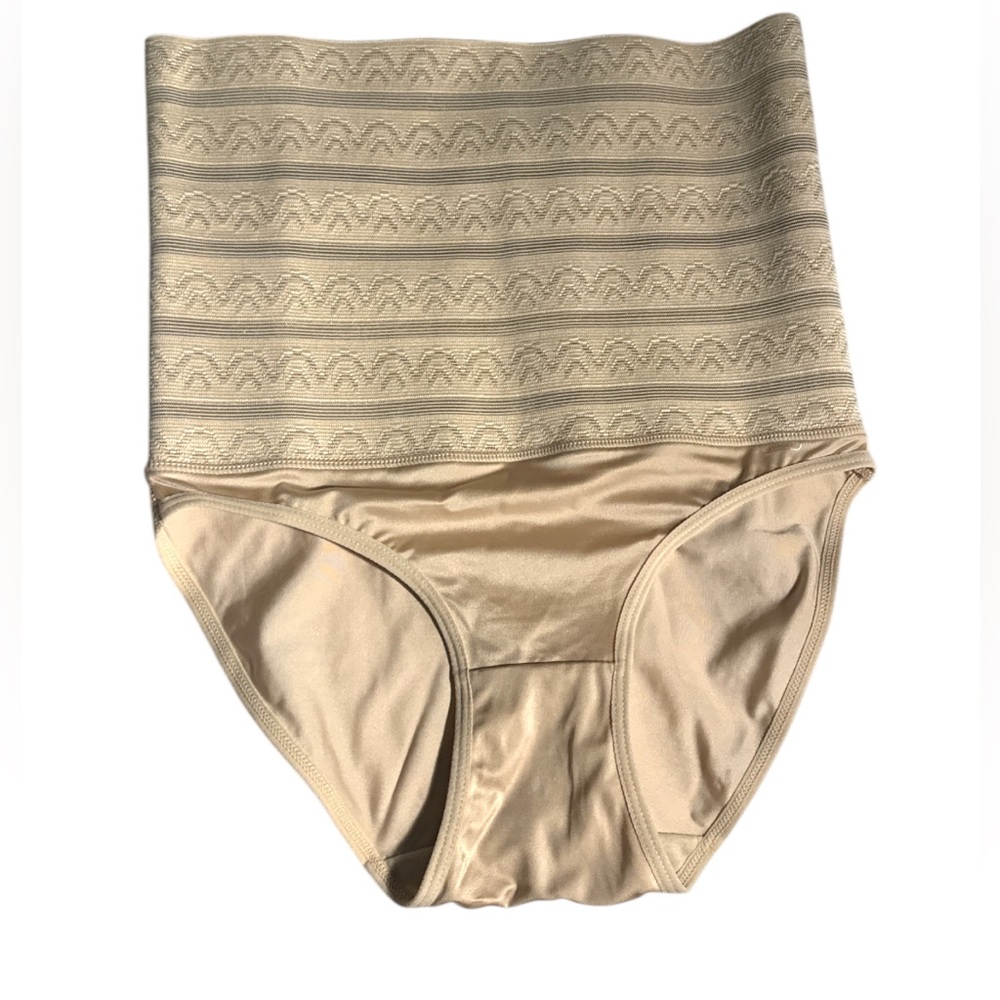 UNDER WHERE? High Cut Supportive Waistband Firm Control Nude Shapewear Sz M